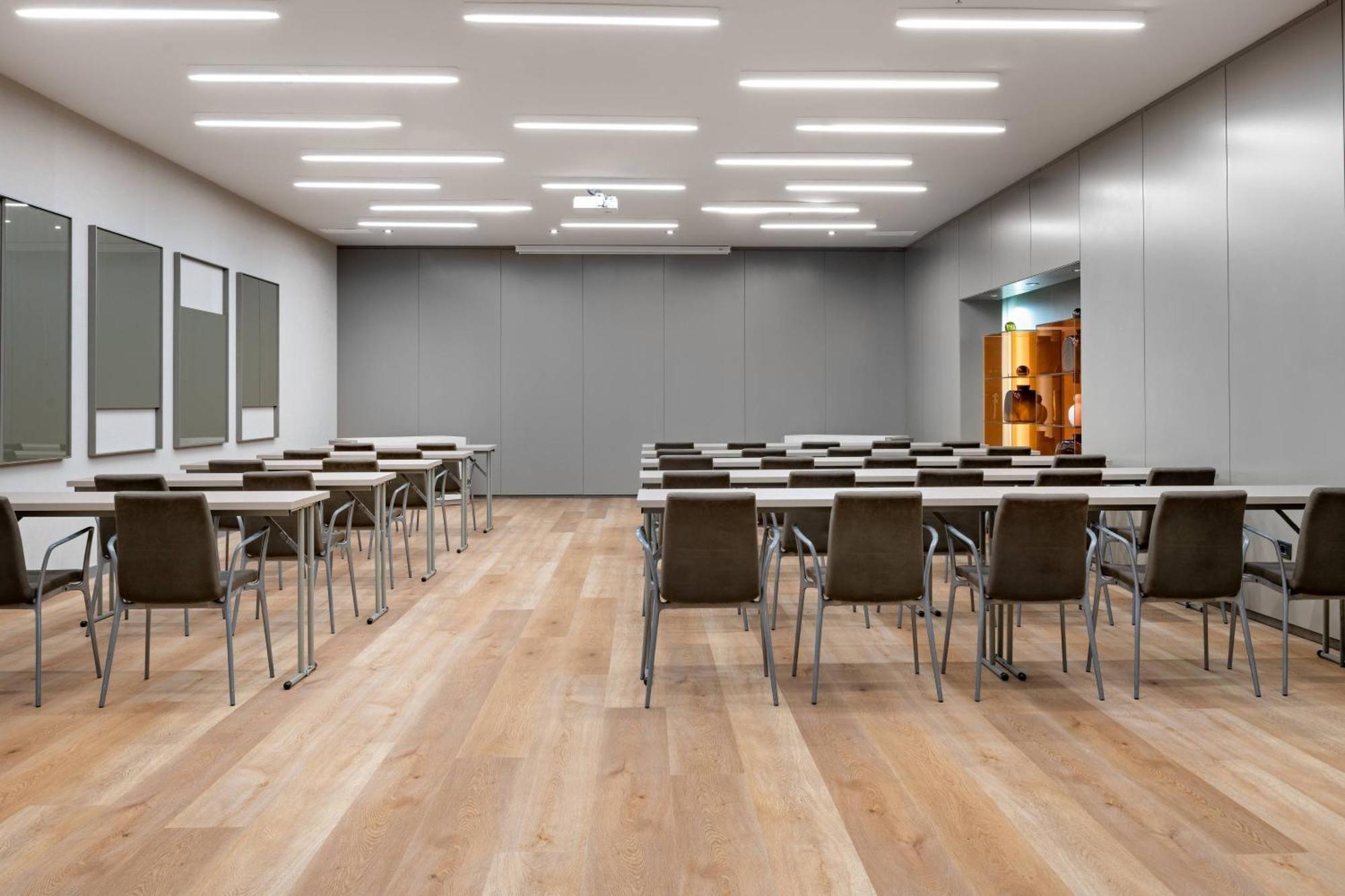 Ac Hotel Oviedo Forum By Marriott Екстериор снимка