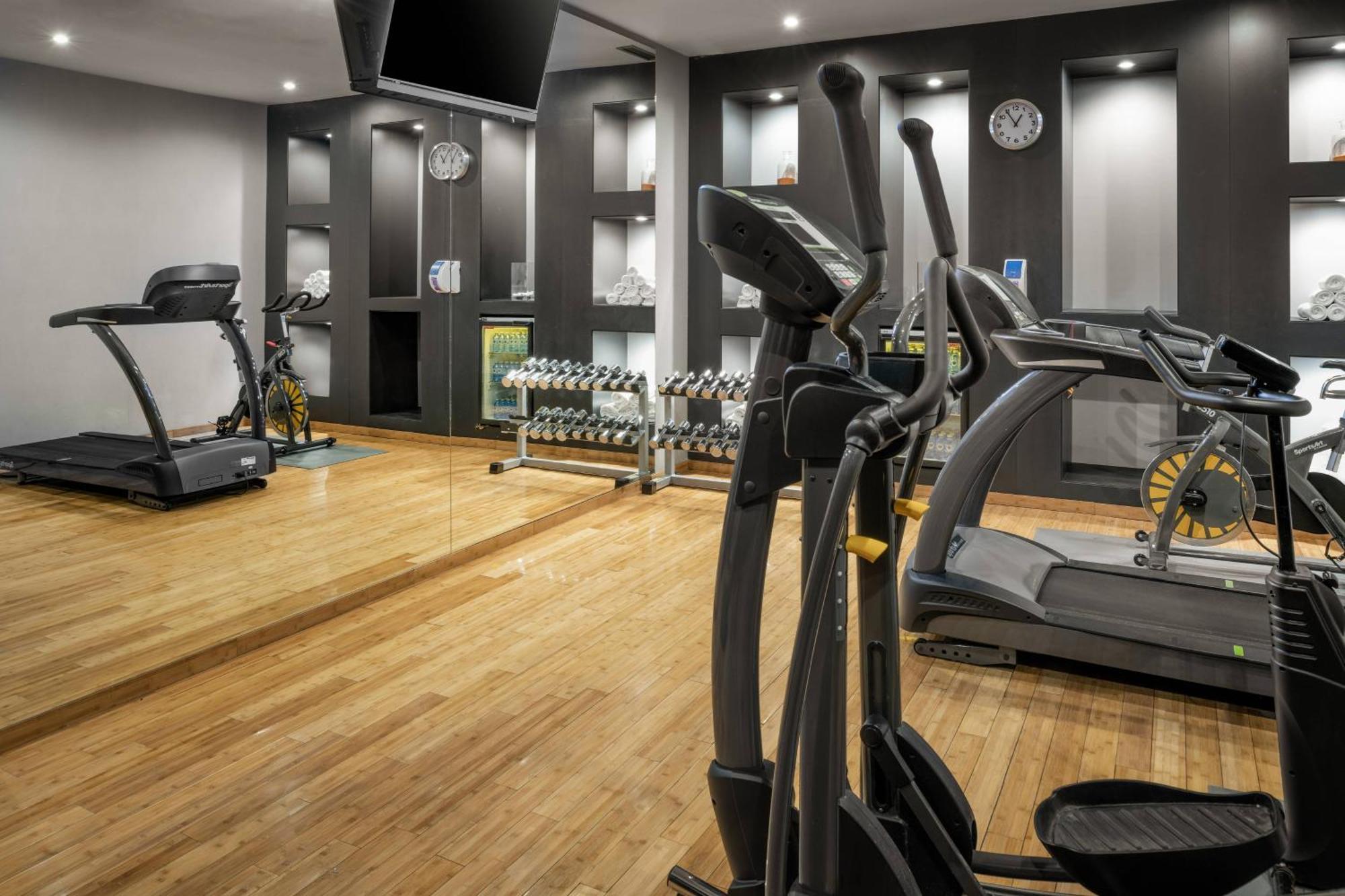 Ac Hotel Oviedo Forum By Marriott Екстериор снимка